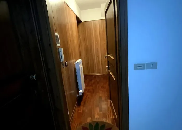 Penthouse Apartment *